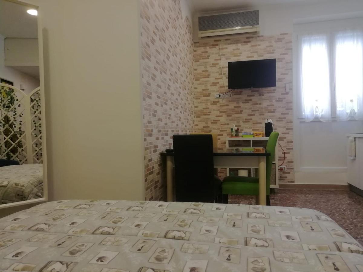 Apartment Urbino 33 Roma Dış mekan fotoğraf