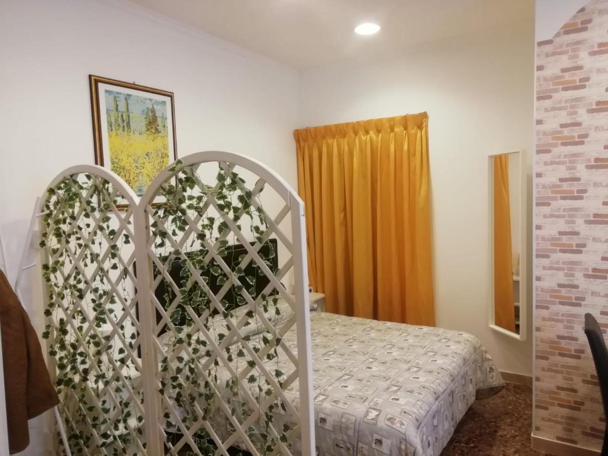 Apartment Urbino 33 Roma Dış mekan fotoğraf