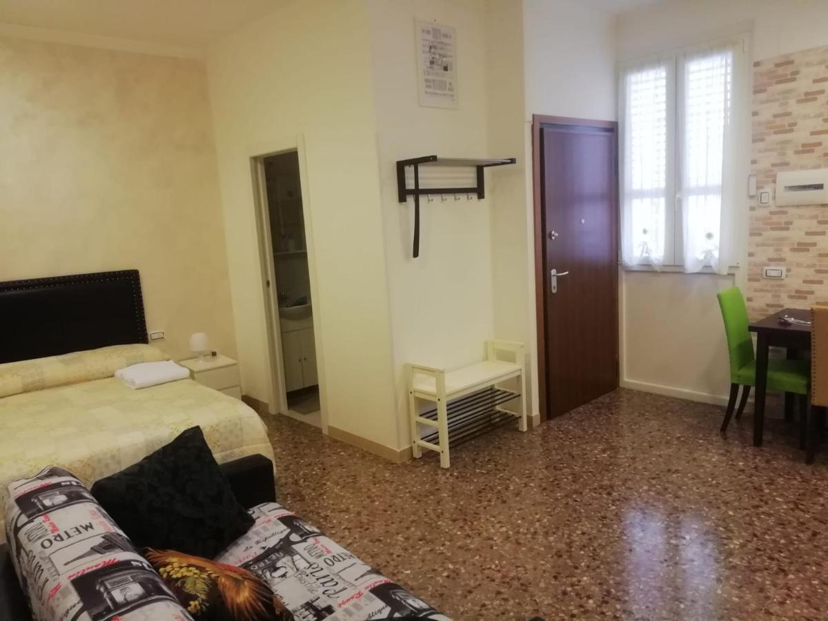 Apartment Urbino 33 Roma Dış mekan fotoğraf